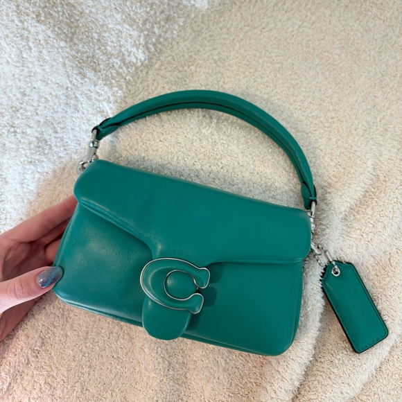 Coach mini Tabby Pillow bag in green - Picture 4 of 5